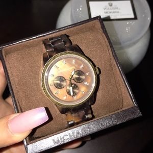 Michael kors watch